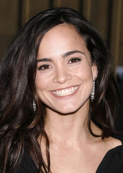 Alice Braga