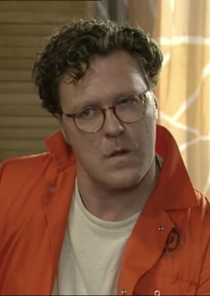 Ben Porter (2Point4 Children)