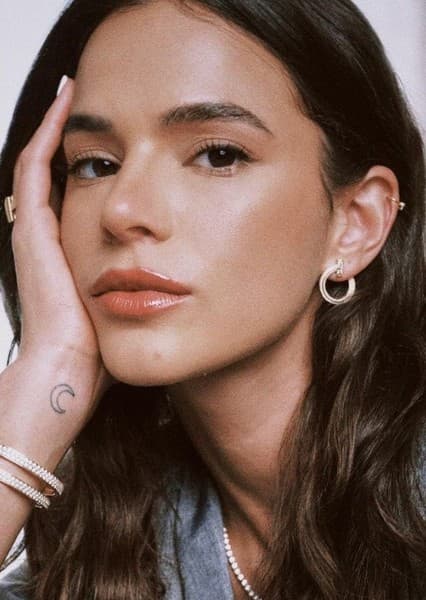 Bruna Marquezine