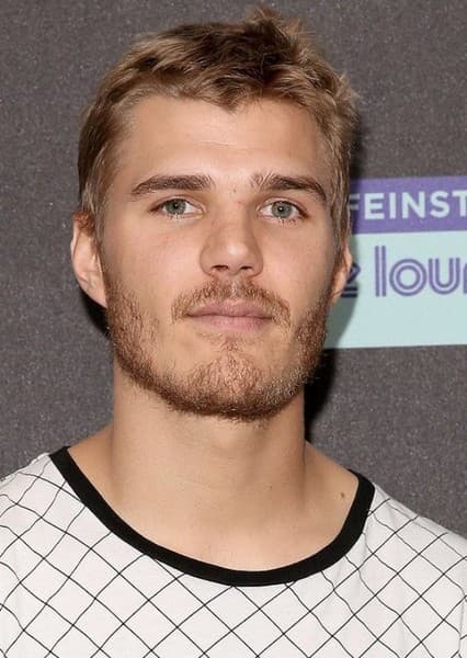 Chris Zylka
