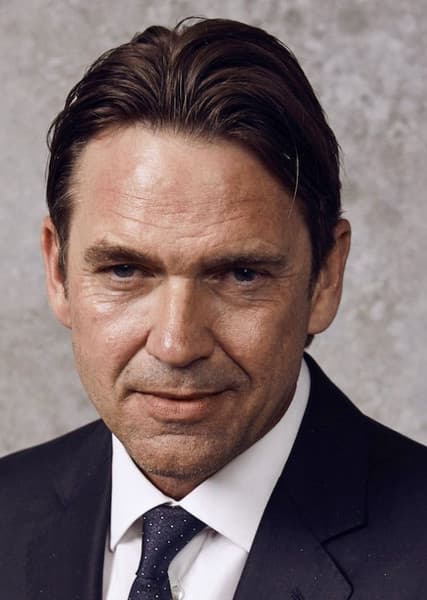 Dougray Scott