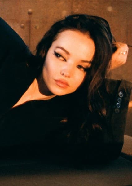 Dove Cameron