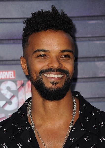 Eka Darville