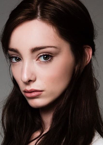 Emma Dumont