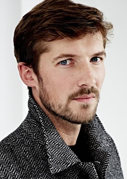 Gwilym Lee