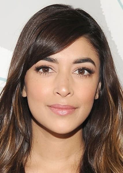 Hannah Simone