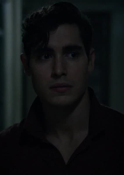 Henry Zaga