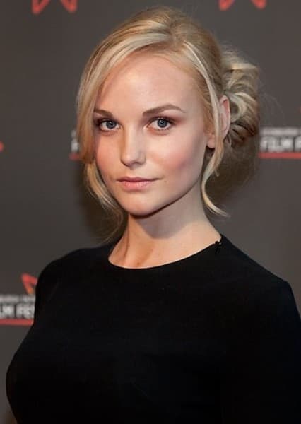 Joanna Vanderham