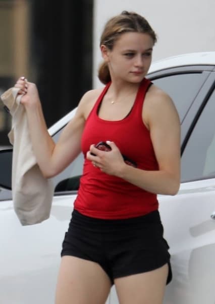 Joey King