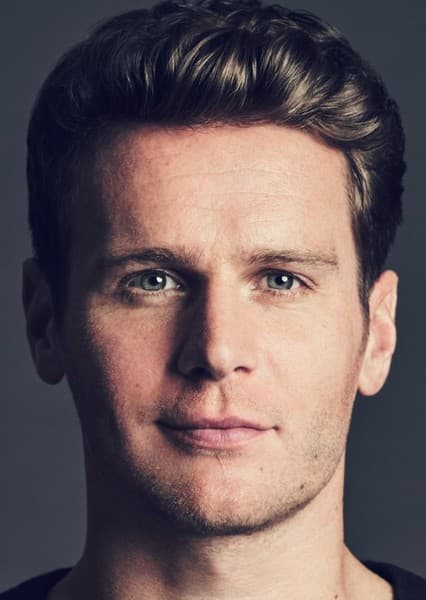 Jonathan Groff