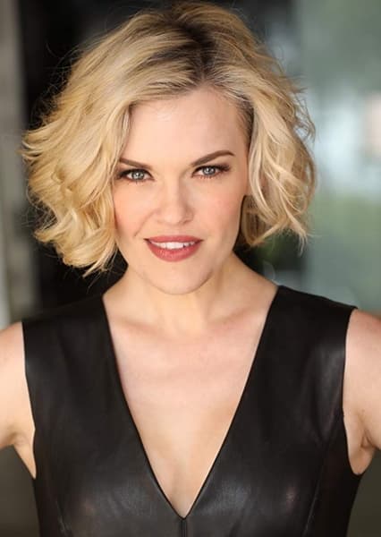 Kari Wahlgren