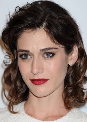 Lizzy Caplan