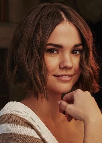 Maia Mitchell photo