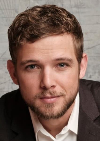 Max Thieriot