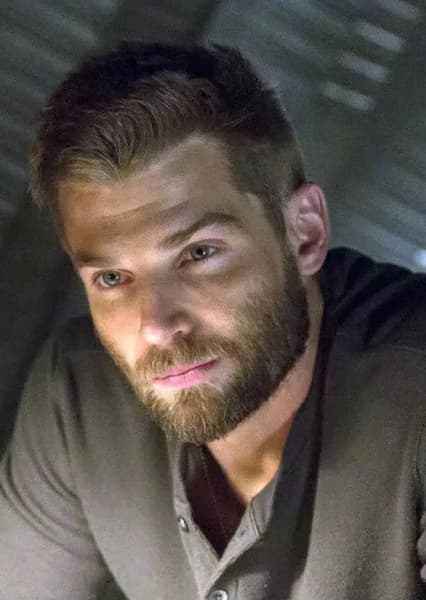 Mike Vogel