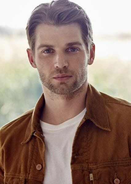 Mike Vogel