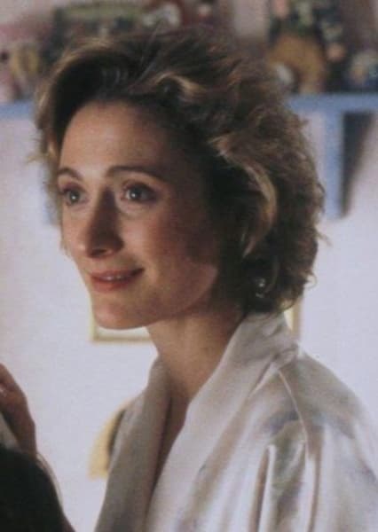 Moira Banning (Hook)