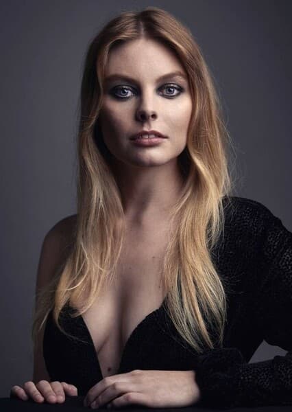 Nell Hudson