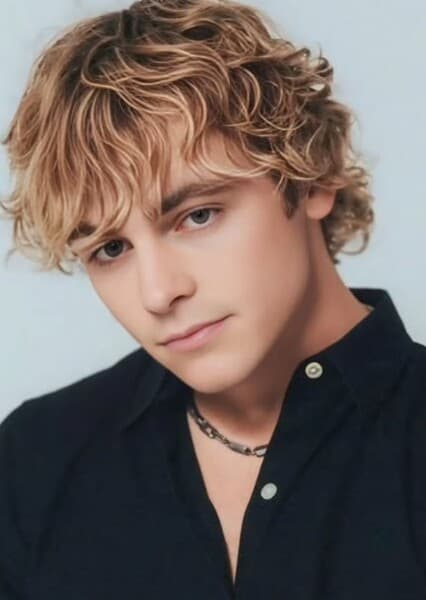 Ross Lynch