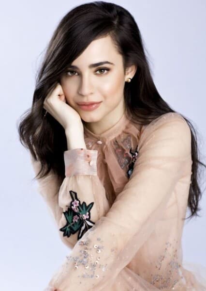 Sofia Carson