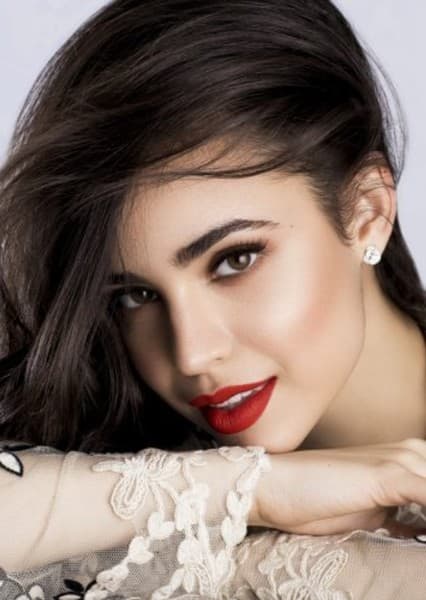 Sofia Carson
