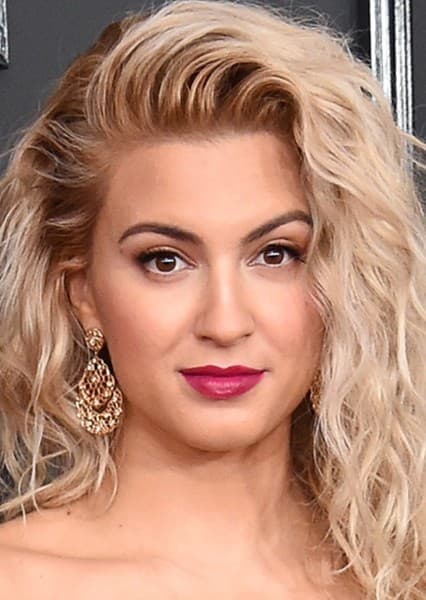 Tori Kelly