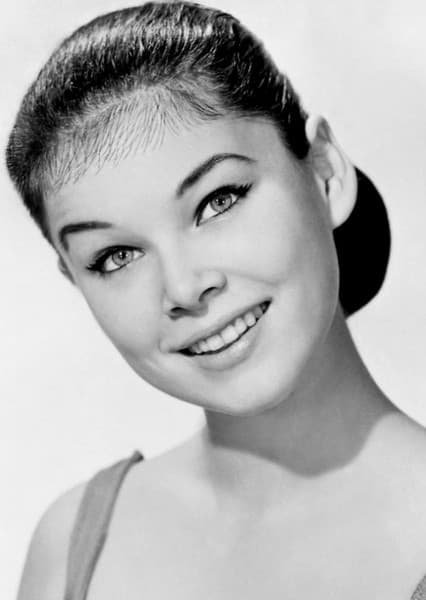 Yvonne Craig