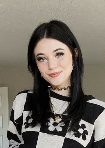 𝑺𝒐𝒑𝒉𝒊𝒆 𝑨𝒓𝒒𝒖𝒆𝒕𝒕𝒆