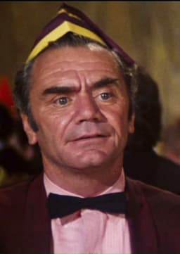 Detective Lieutenant Mike Rogo