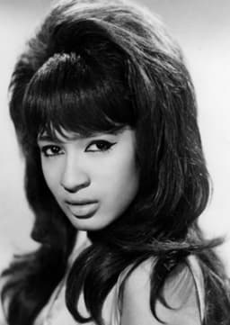Ronnie Spector