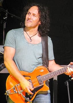 Vivian Campbell