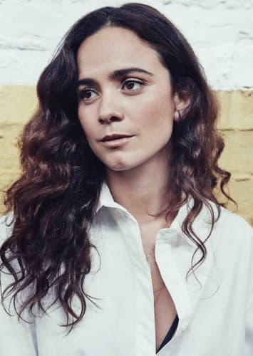 Alice Braga