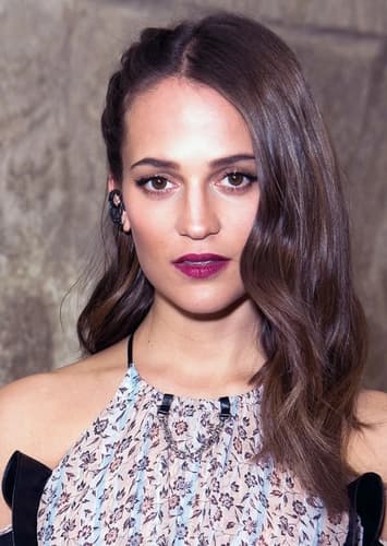 Alicia Vikander