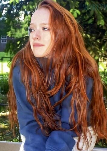Amybeth McNulty