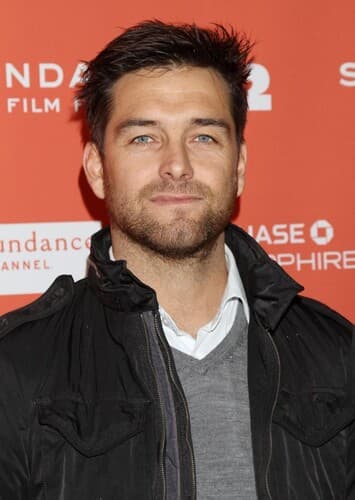 Antony Starr