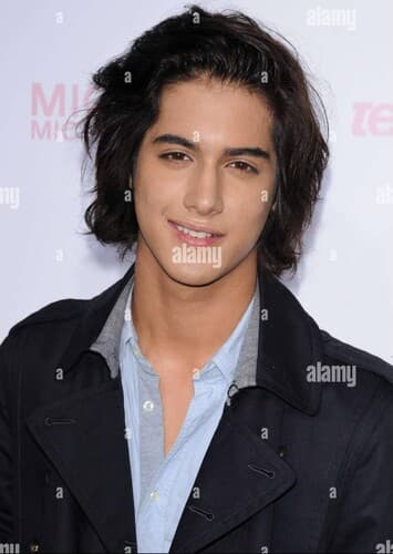Avan Jogia
