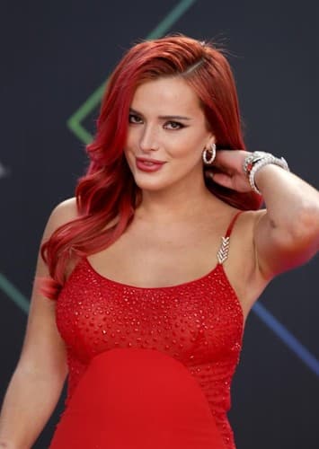 Bella Thorne