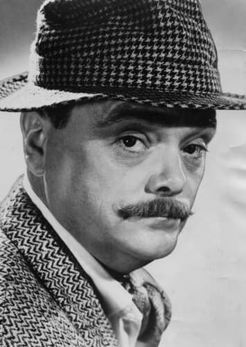 Bernard Fox