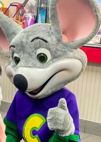 Chuck E Cheese