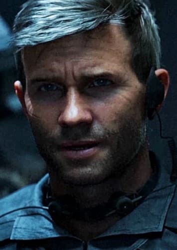 Commander Phillip Graves