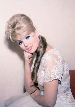 Connie Stevens