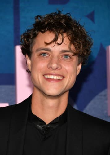 Douglas Smith