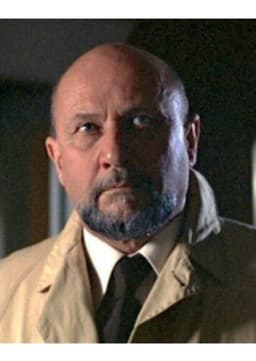 Dr. Loomis