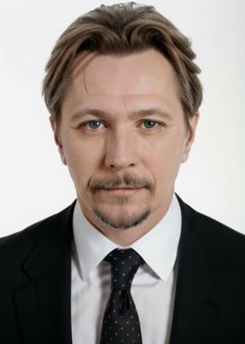 Gary Oldman