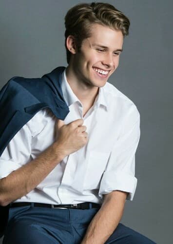 Grayson Davenport Hawthorne