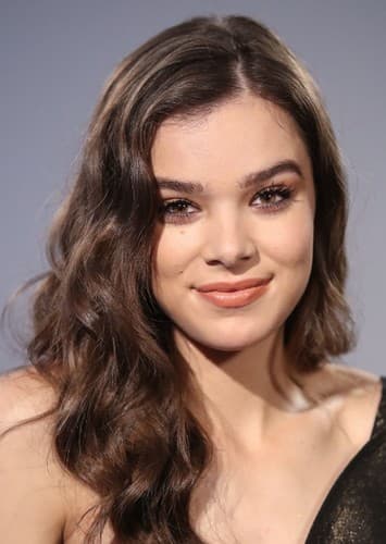 Hailee Steinfeld