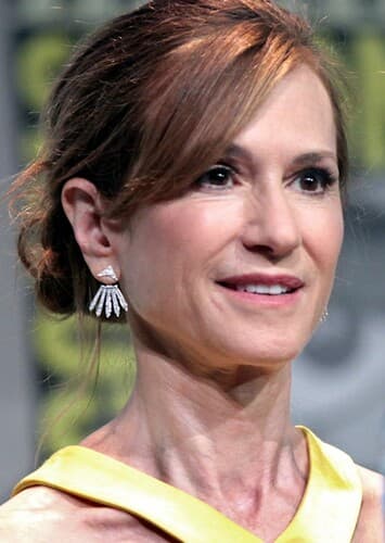 Holly Hunter