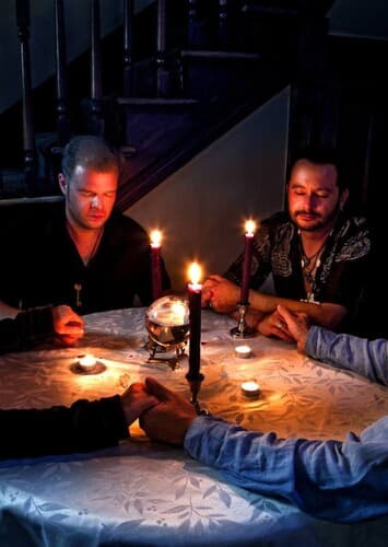 Host a Seance