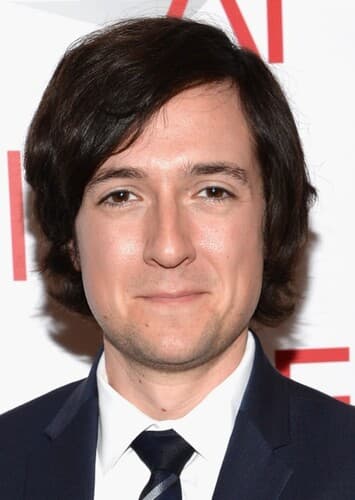 Josh Brener