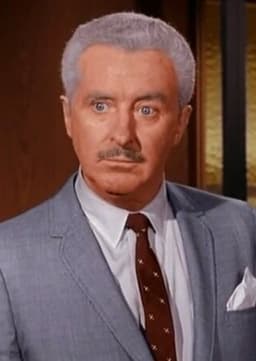 Larry Tate